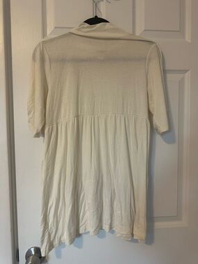 Sugar Cream Short-Sleeve Tunic Top